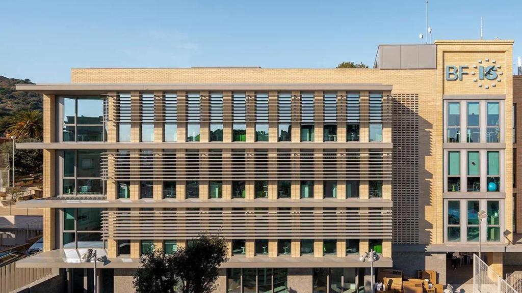 Fachada de The Benjamin Franklin International School de Barcelona