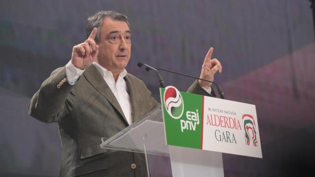 El nuevo presidente del PNV, Aitor Esteban, durante la IX Asamblea General del PNV