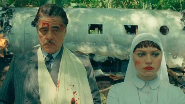 Benicio del Toro i Mia Threapleton a 'La trama fenicia'
